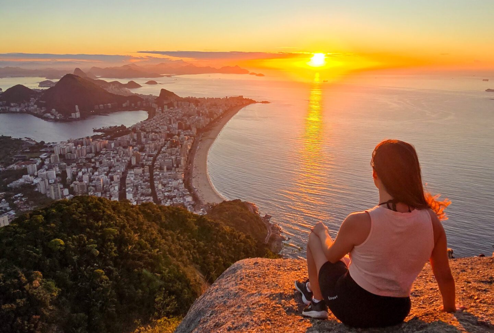 Amanhecer no Morro Dois Irmãos